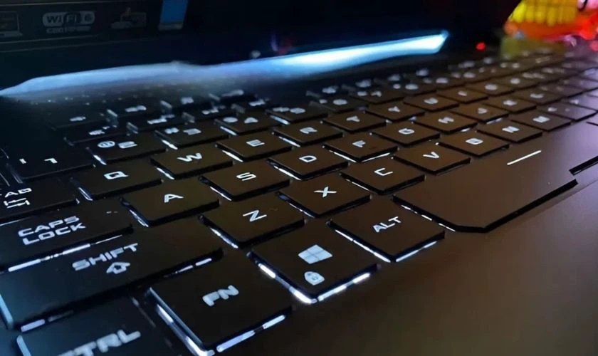 Yếu tố ảnh hưởng đến giá thay bàn phím laptop quận Tân Phú