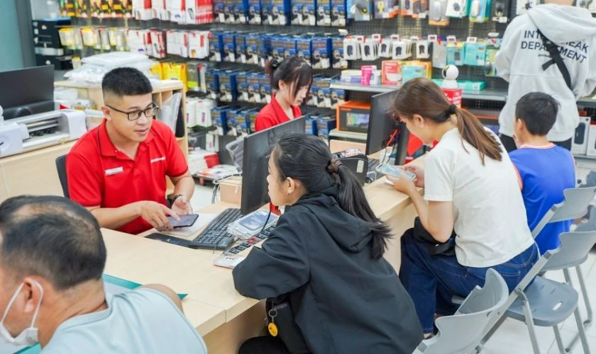 Tại sao nên chọn thay camera Samsung Hà Đông tại Điện Thoại Vui?