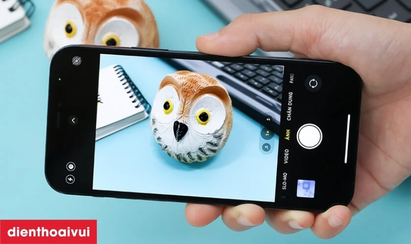Có nên thay camera sau iPhone 12 Pro chính hãng Hatech không?