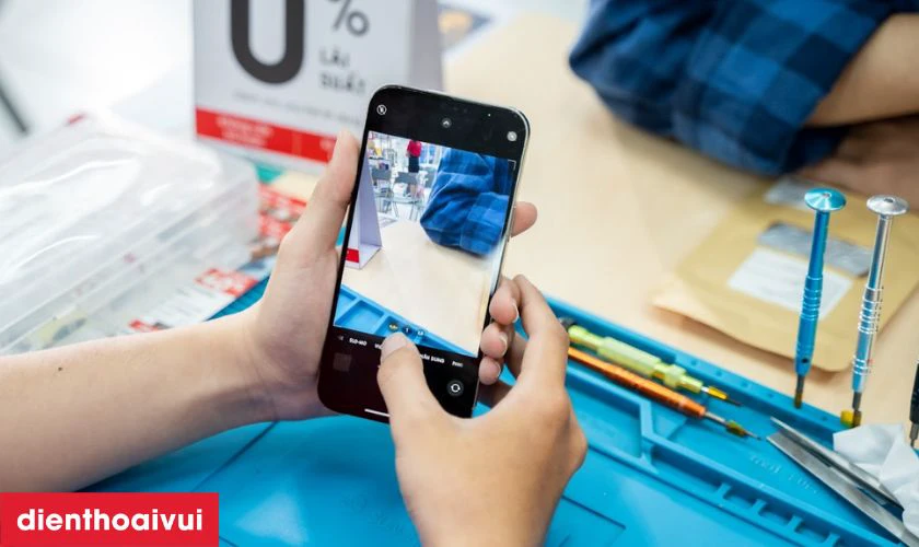 Điện Thoại Vui cung cấp chế độ bảo hành dài hạn cho linh kiện thay thế