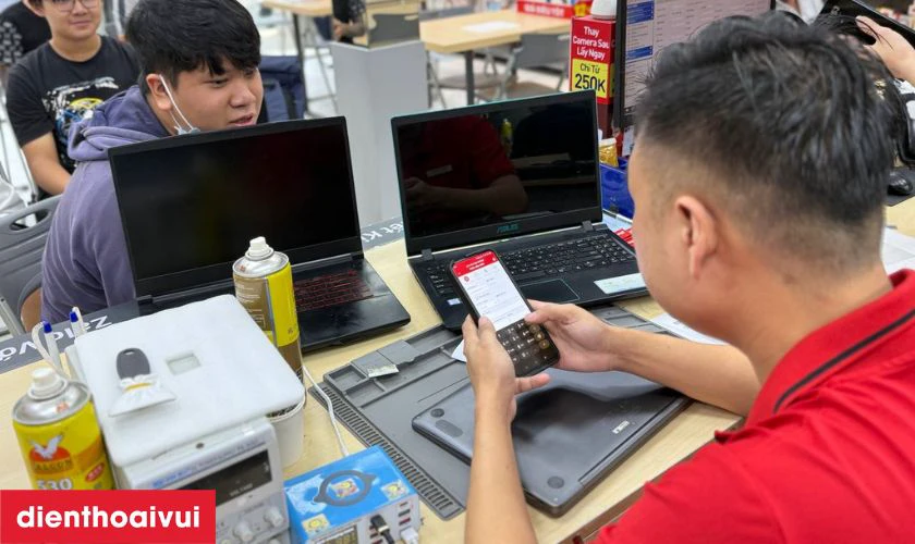 Thay thế linh kiện mới cho thiết bị