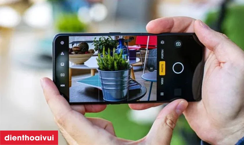 Khi nào bạn cần thay camera sau Oppo Reno 11f?