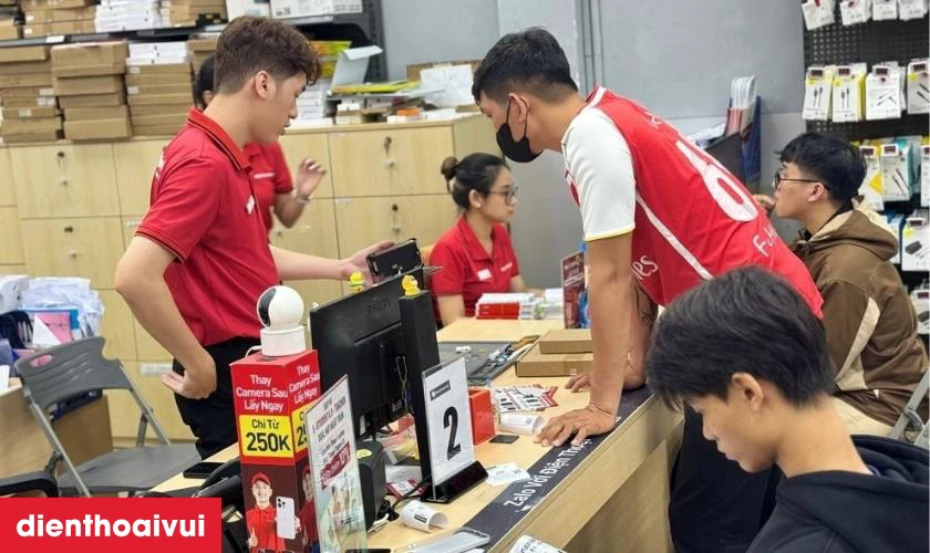 Thay camera sau OPPO Reno 5 Lite ch&iacute;nh h&atilde;ng GENA ở đ&acirc;u uy t&iacute;n?