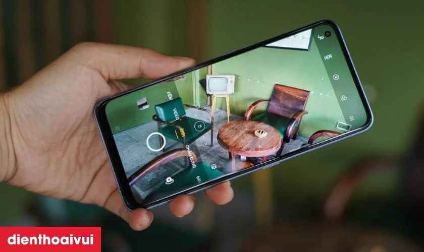 Ưu điểm khi thay camera sau Realme