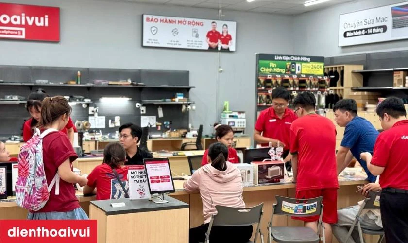 Quy trình thay camera sau Galaxy A10 chuyên nghiệp tại Điện Thoại Vui