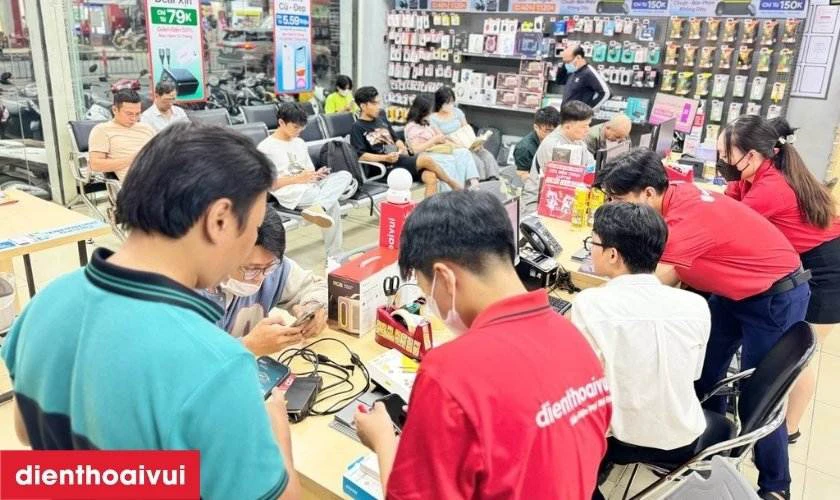 Cửa hàng thay camera sau Samsung Galaxy A13 ở đâu uy tín tại TPHCM và Hà Nội?