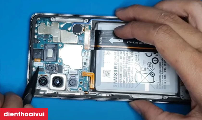 Quy trình thay camera sau Samsung Galaxy A22 lấy liền