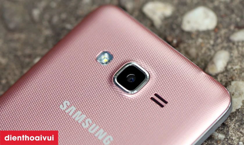 Giới thiệu camera sau Samsung Galaxy J2 Prime