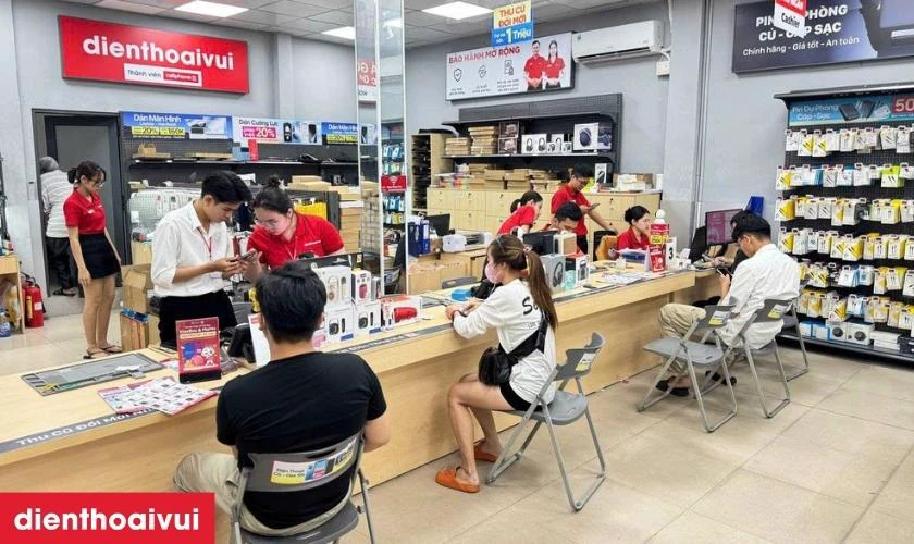 Bảo hành rõ ràng, cam kết chất lượng và hỗ trợ khách hàng sau sửa chữa