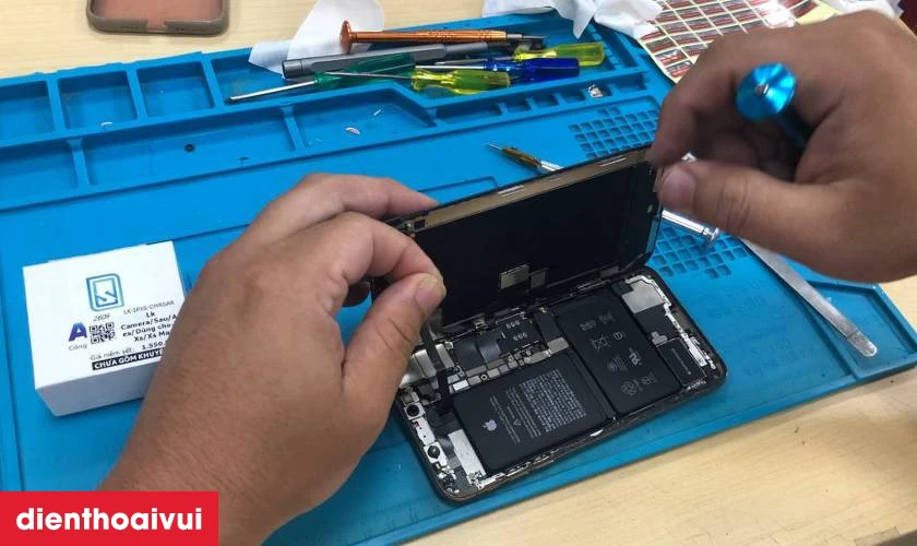 Quy trình thay camera sau Samsung Galaxy S21 chuyên nghiệp