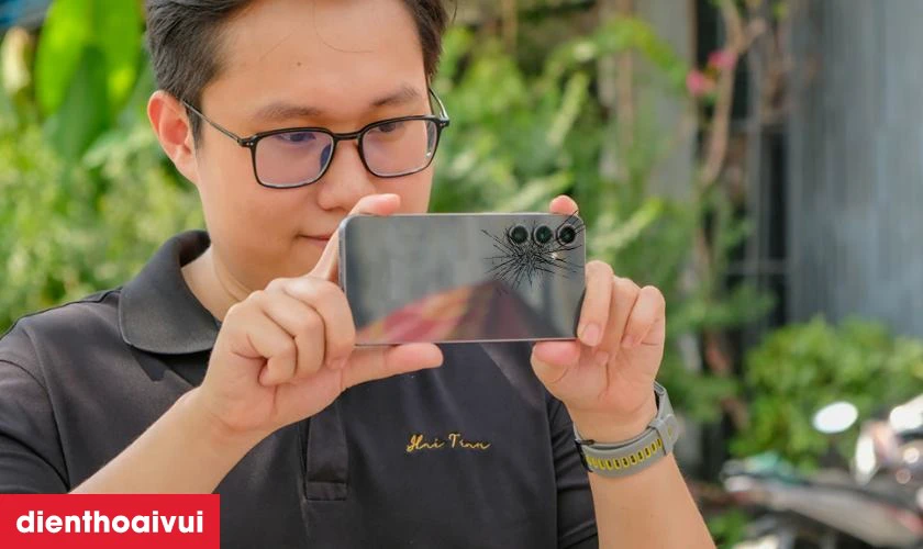 Khi nào bạn cần thay camera sau Samsung Galaxy S23 FE