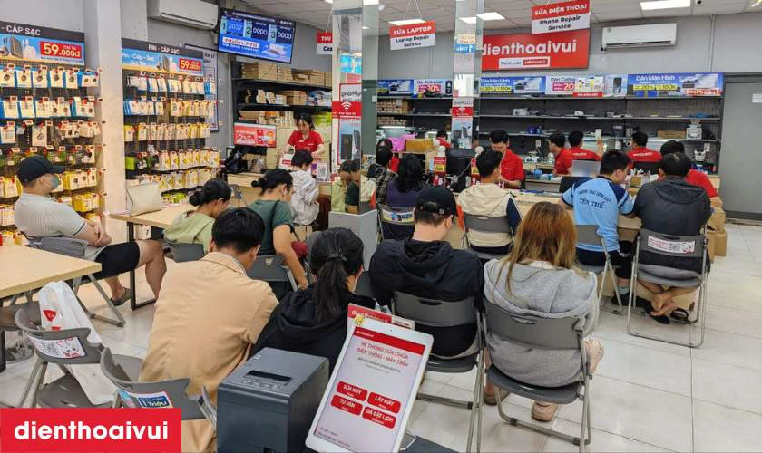 Điện Thoại Vui là địa chỉ uy tín thay camera sau Samsung Galaxy S9 Plus chính hãng