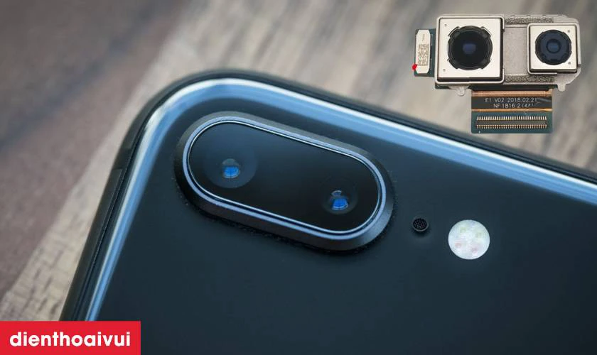 Nguyên nhân camera sau của Xiaomi Mi 8 bị mờ do đâu?