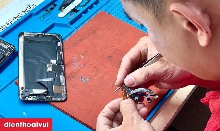 Cần lưu ý gì trước khi thay camera sau Xiaomi Redmi Note 11 Pro 5G?