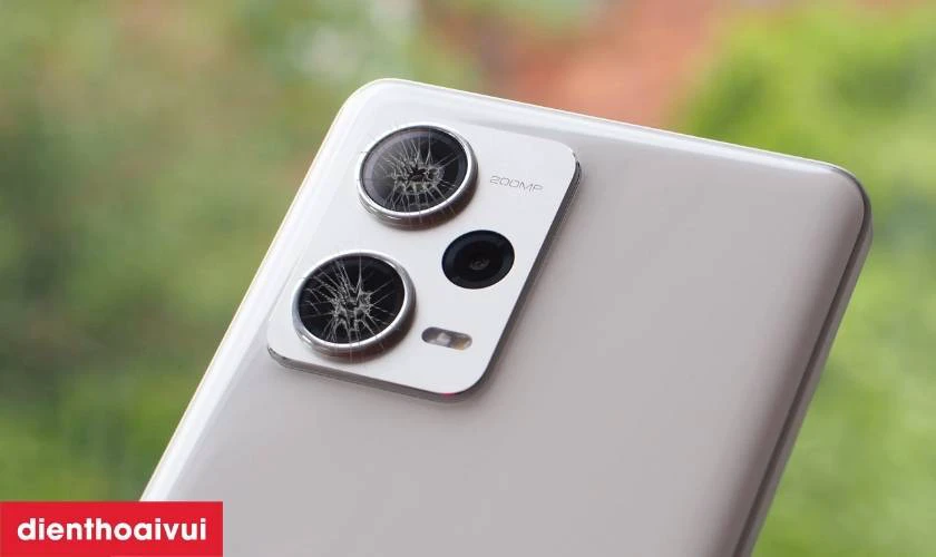 Nguyên nhân khiến camera Xiaomi Redmi Note 12 Pro 5G bị hư, lỗi
