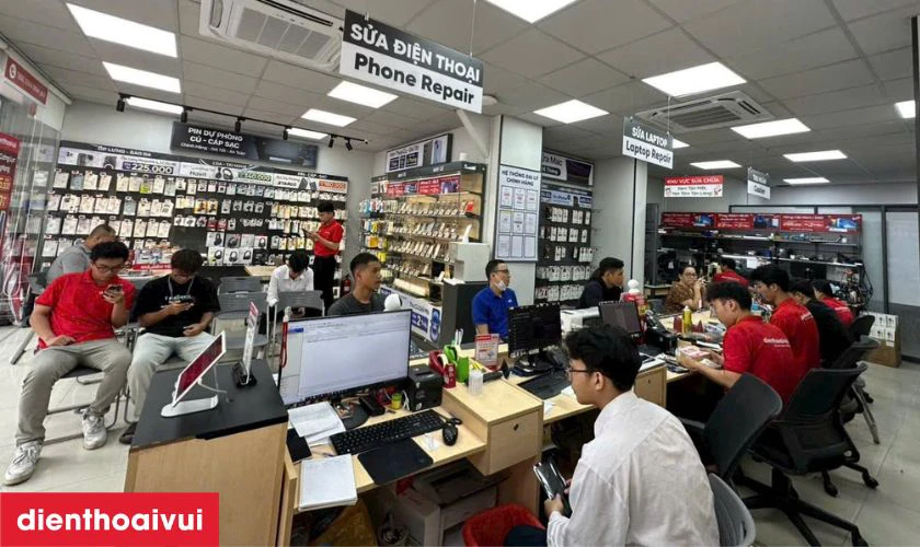 Nên thay camera trước loại Pro cho iPhone 11 ở đâu