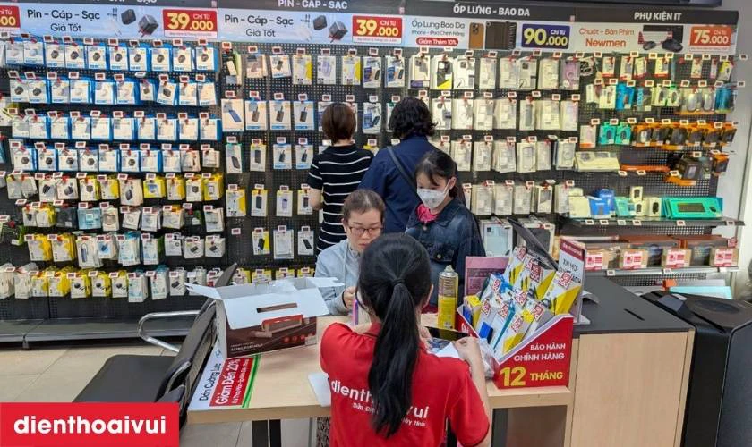 Địa chỉ thay camera trước GENA iPhone giá tốt, uy tín tại TPHCM và Hà Nội?