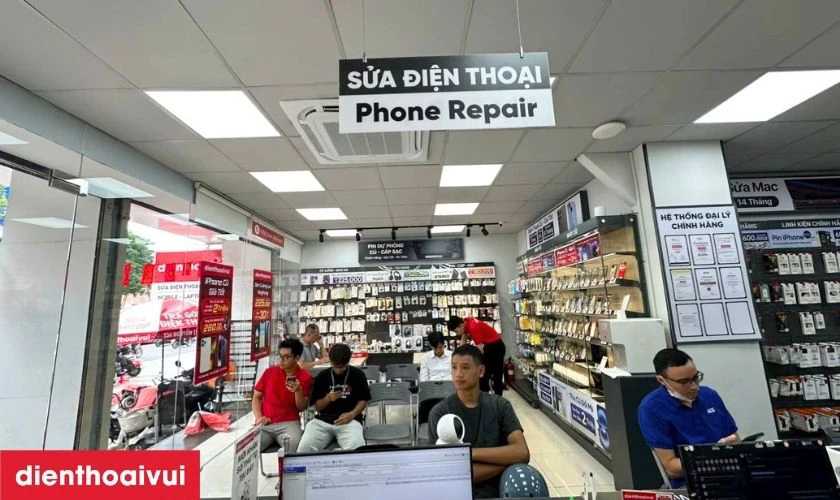 Địa chỉ thay camera trước iPhone 15 Plus giữ Face ID uy tín, lấy liền tại TP.HCM & Hà Nội