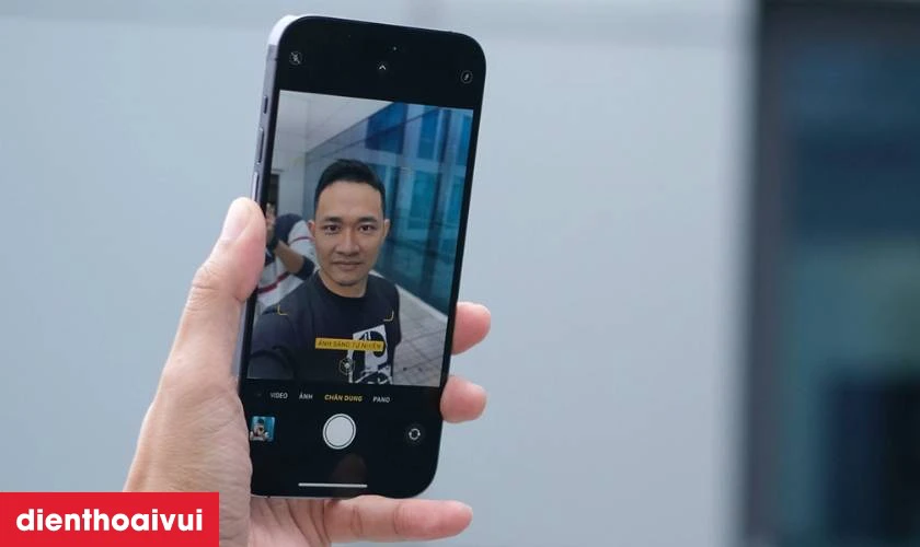 Đánh giá camera trước iPhone 16