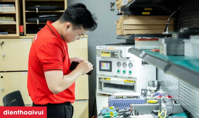 Quy trình thay camera trước GENA cho iPhone 6 Plus chuyên nghiệp