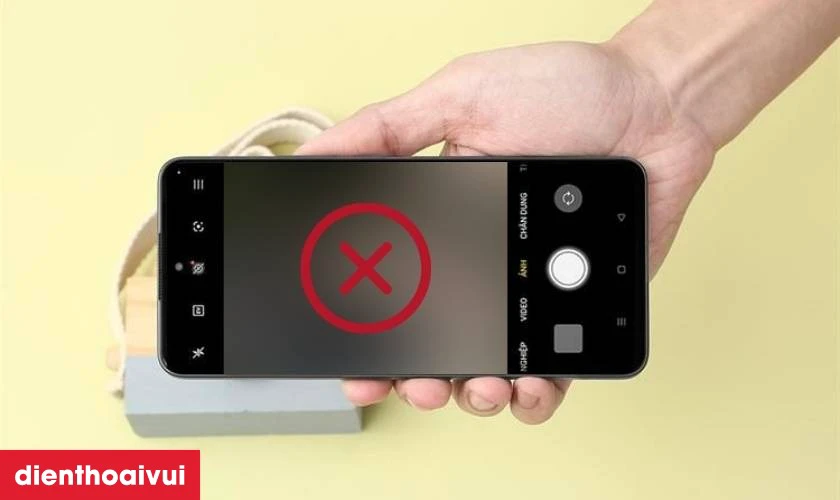 Khi n&agrave;o bạn cần thay camera trước OPPO Reno 13F