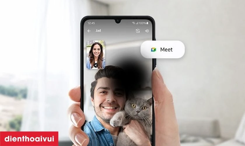 Camera trước Samsung Galaxy A06 bị mờ, đục do đ&acirc;u?