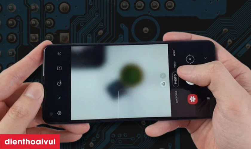 Các dấu hiệu nhận biết bạn cần thay camera trước Samsung Galaxy A20