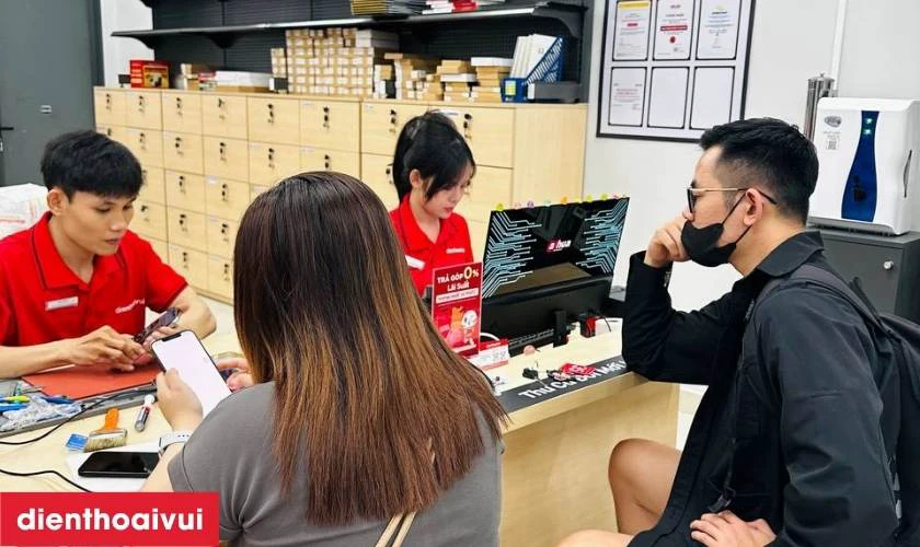 Quy tr&igrave;nh chuẩn h&oacute;a 5 bước chuy&ecirc;n nghiệp tại Điện Thoại Vui