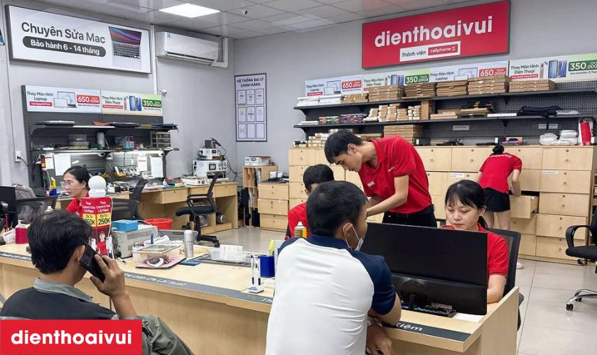 Kiểm tra tình trạng Samsung Galaxy M53 và báo giá chi tiết