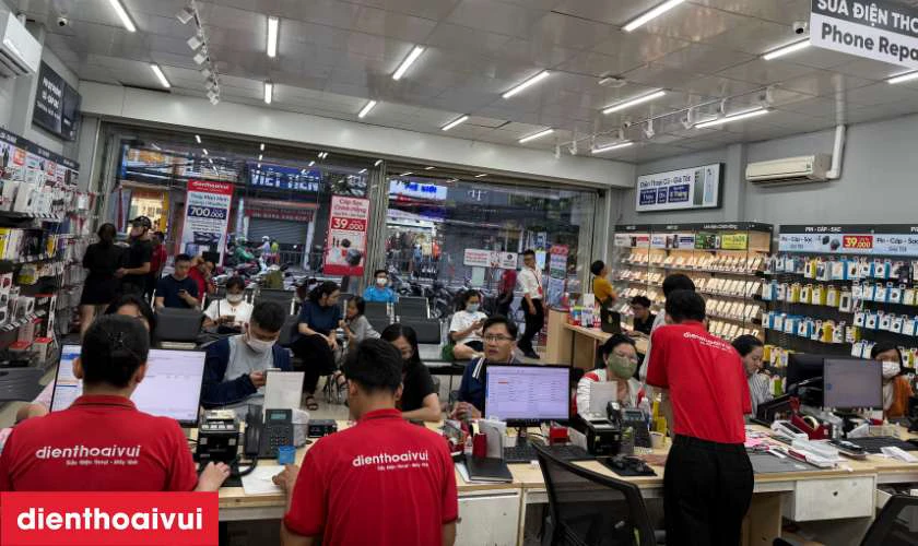 Địa chỉ thay camera trước Xiaomi Mi 9 SE ở đ&acirc;u ch&iacute;nh h&atilde;ng