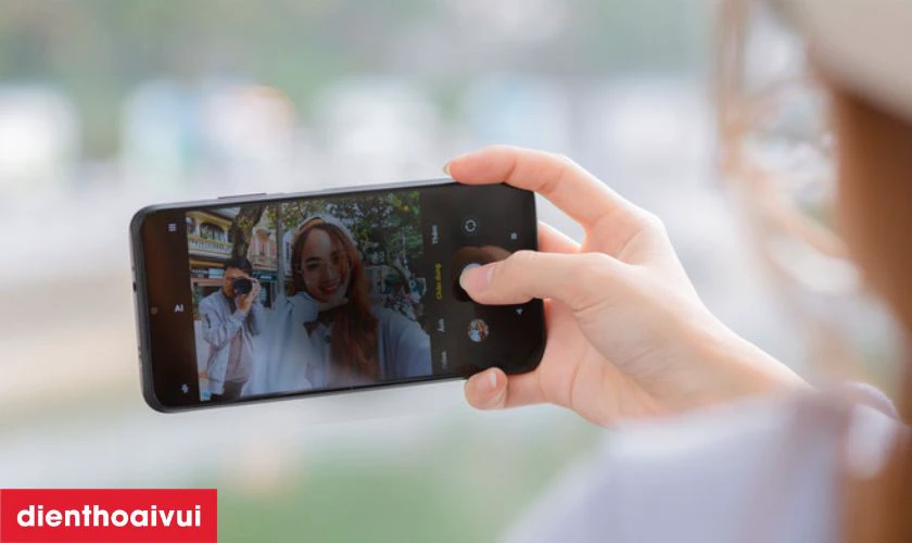 Khi n&agrave;o bạn cần thay camera trước Xiaomi Poco M3?