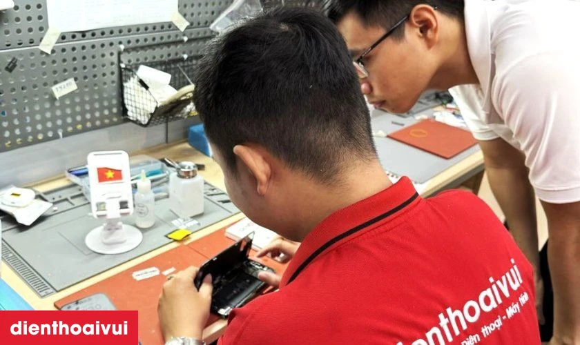 Cần lưu &yacute; g&igrave; trước khi thay camera trước Xiaomi Redmi 15
