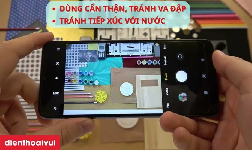 Tránh tiếp xúc với nước