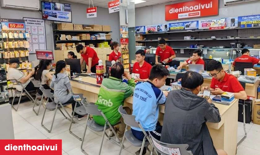 Thay cáp nguồn Apple Watch Series 7 45mm uy tín