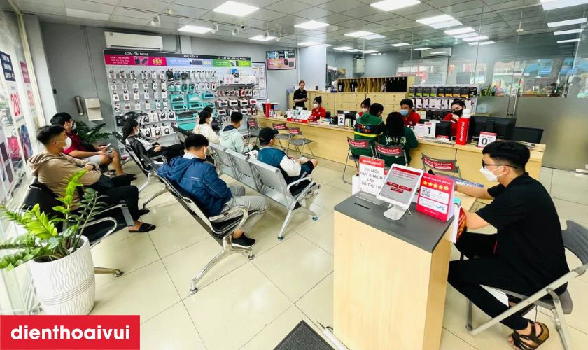 Chọn Điện Thoại Vui để thay cáp nguồn Apple Watch Ultra