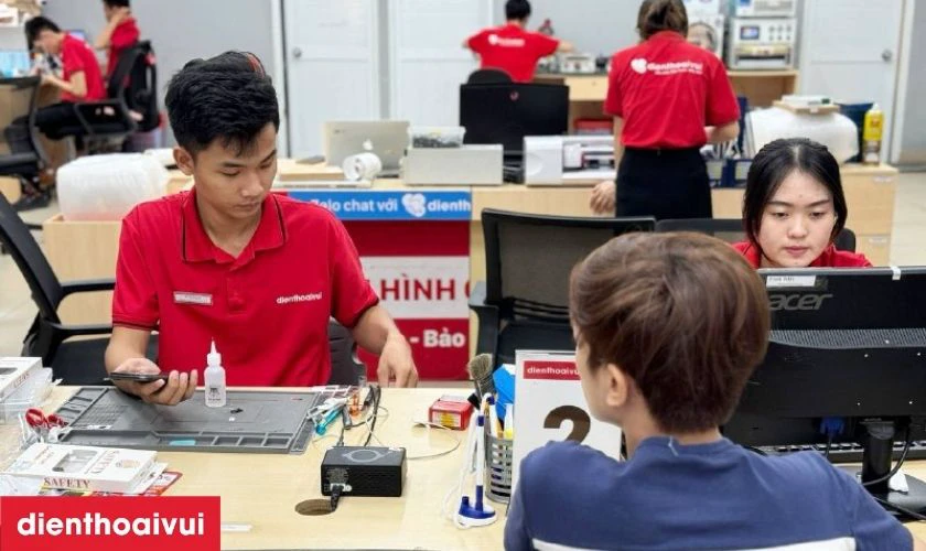 Sau khi thay, kỹ thuật viên sẽ kiểm tra lại toàn bộ chức năng của máy