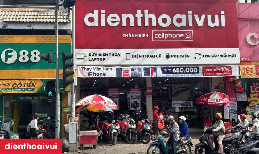 Chọn Điện Thoại Vui để thay cáp nguồn iPhone