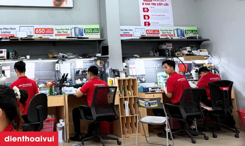 Quy tr&igrave;nh thay c&aacute;p nguồn OPPO Reno lấy liền tại Điện Thoại Vui