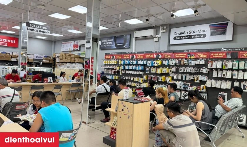 Thay c&aacute;p nguồn Samsung Galaxy A10 gi&aacute; tốt tại Điện Thoại Vui