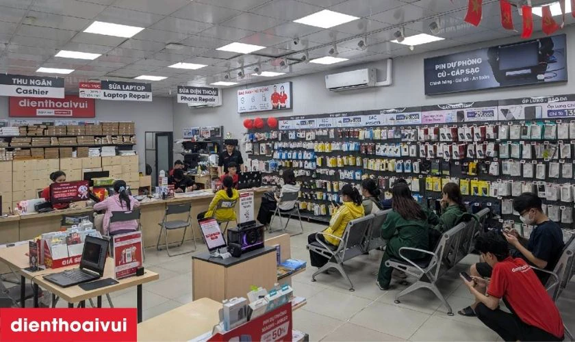 Thay c&aacute;p nguồn Samsung Galaxy S10 gi&aacute; tốt tại Điện Thoại Vui