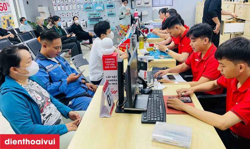 Quy tr&igrave;nh sửa chữa c&ocirc;ng khai, minh bạch, kh&ocirc;ng tr&aacute;o đổi linh kiện