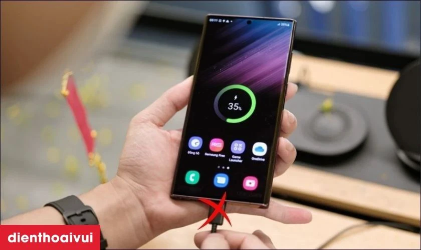 Nguyên nhân cáp nguồn Samsung S22 Ultra bị hư hỏng