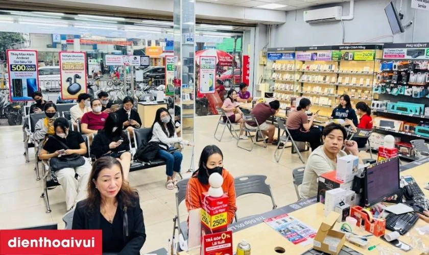 Cần lưu &yacute; g&igrave; trước khi thay c&aacute;p nguồn Vivo V11?