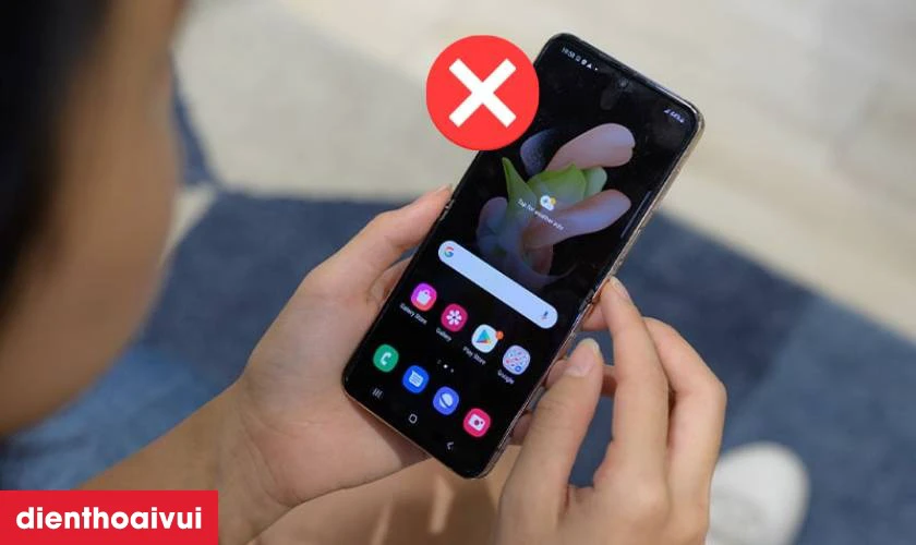 Khi nào bạn cần thay cáp nối main Samsung Galaxy Z Flip 4 chính hãng Safety