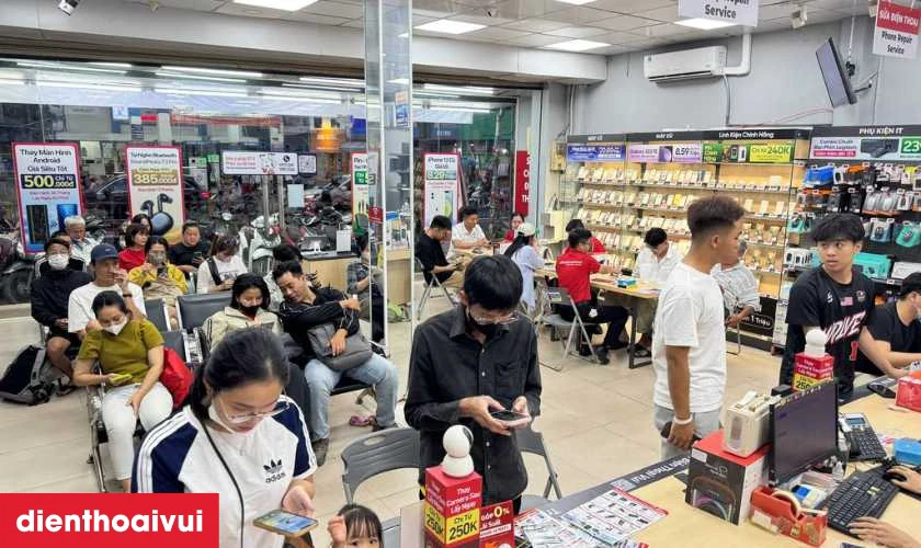 Quy tr&igrave;nh thay c&aacute;p sạc kh&ocirc;ng d&acirc;y NFC