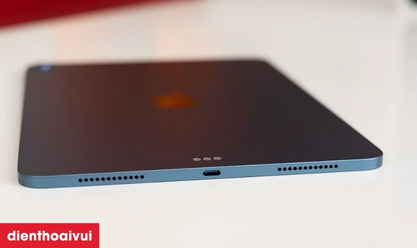 Lưu ý cần biết khi thay cáp sạc máy tính bảng iPad
