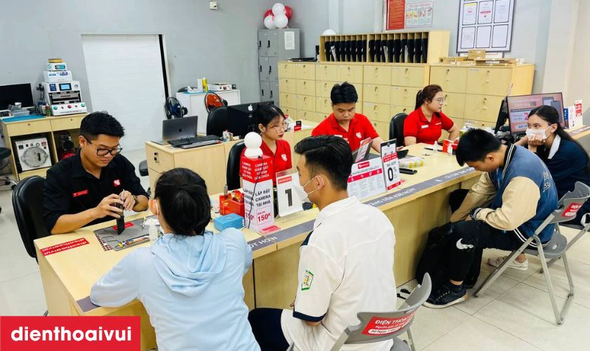 Quy tr&igrave;nh thay c&aacute;p volume iPhone 15 Plus ch&iacute;nh h&atilde;ng GENA tại Điện Thoại Vui