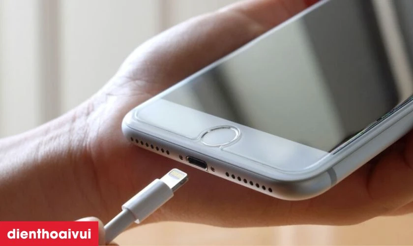 Thay chân sạc iPhone 6 Plus hãng Safety là gì