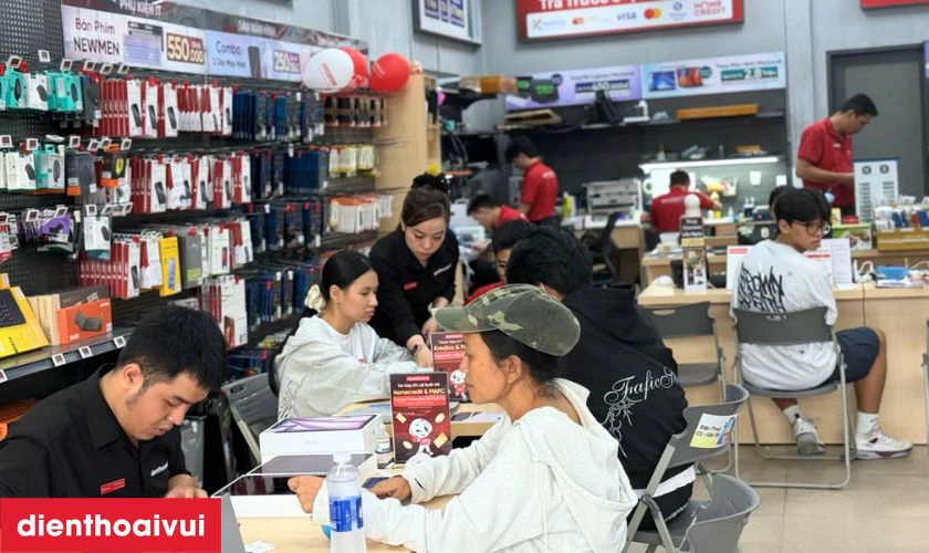 Thay ch&acirc;n sạc iPhone 7 gi&aacute; tốt tại Điện Thoại Vui