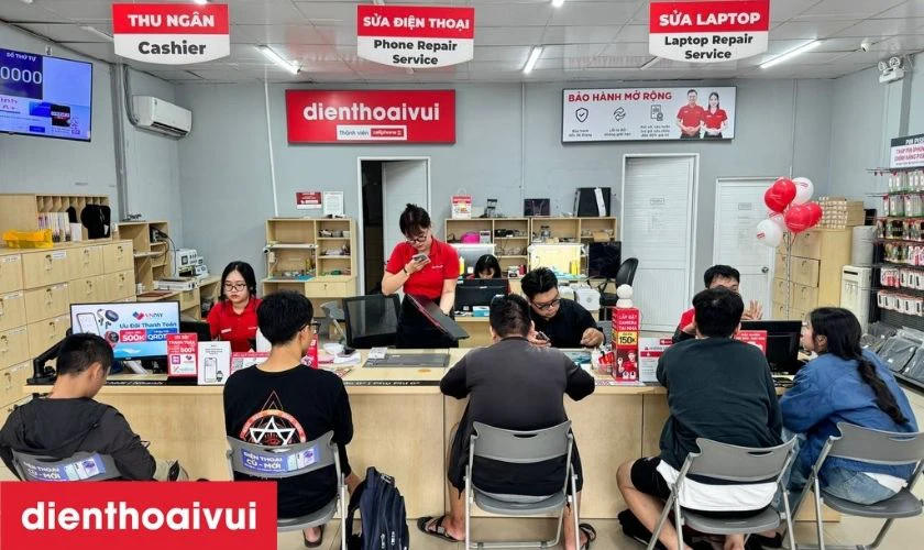 Dịch vụ thay chân sạc Samsung A05 chính hãng, lấy liền tại Điện Thoại Vui